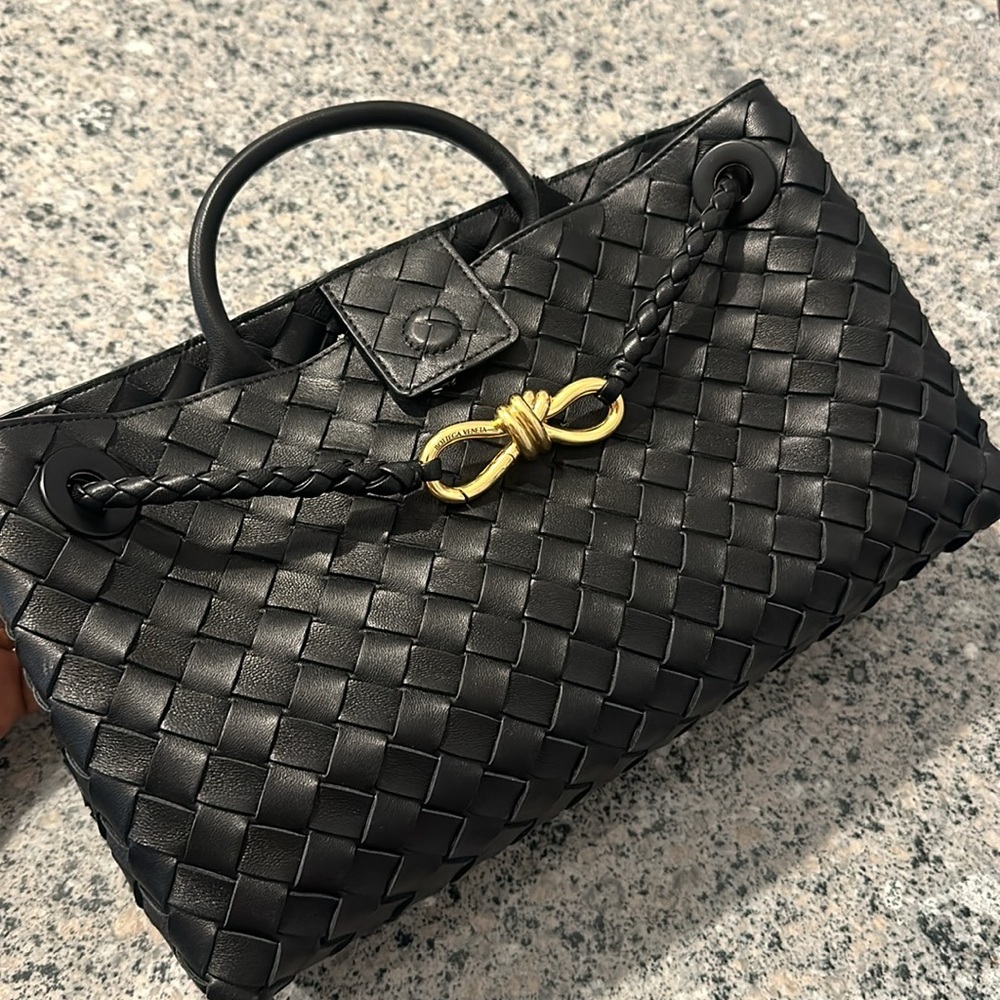 BOTTEGA VENETA
Andiamo small intrecciato leather tote